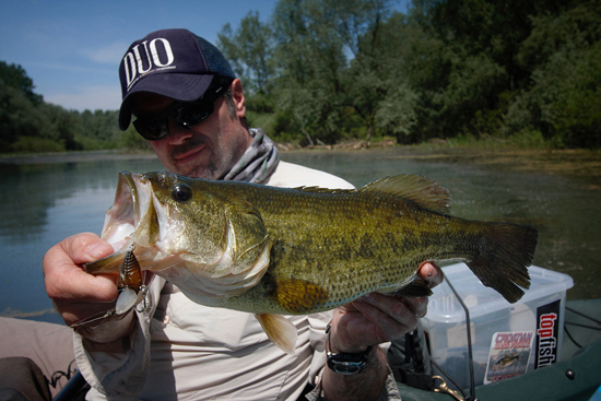 Fishing In Croatia: Early spring bass fishing with DUO International  Jerkbait lures